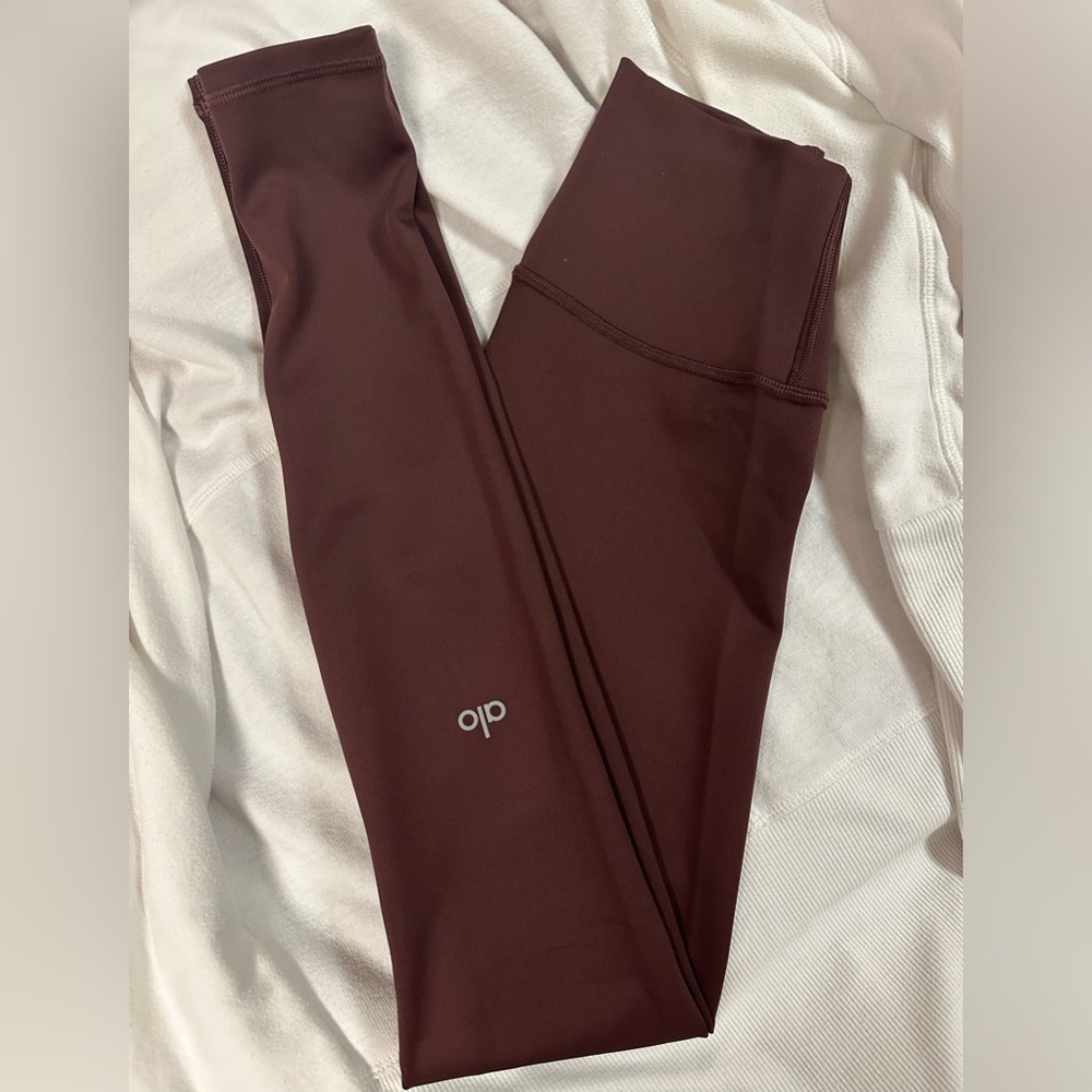 Alo Cherry Cola XXS airlift leggings